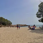 Villa Alzines Con Piscina Privada, Ac Y Wifi