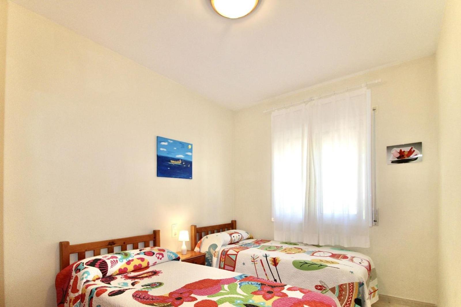 Alzines Con Piscina Privada Ac Y Wifi *