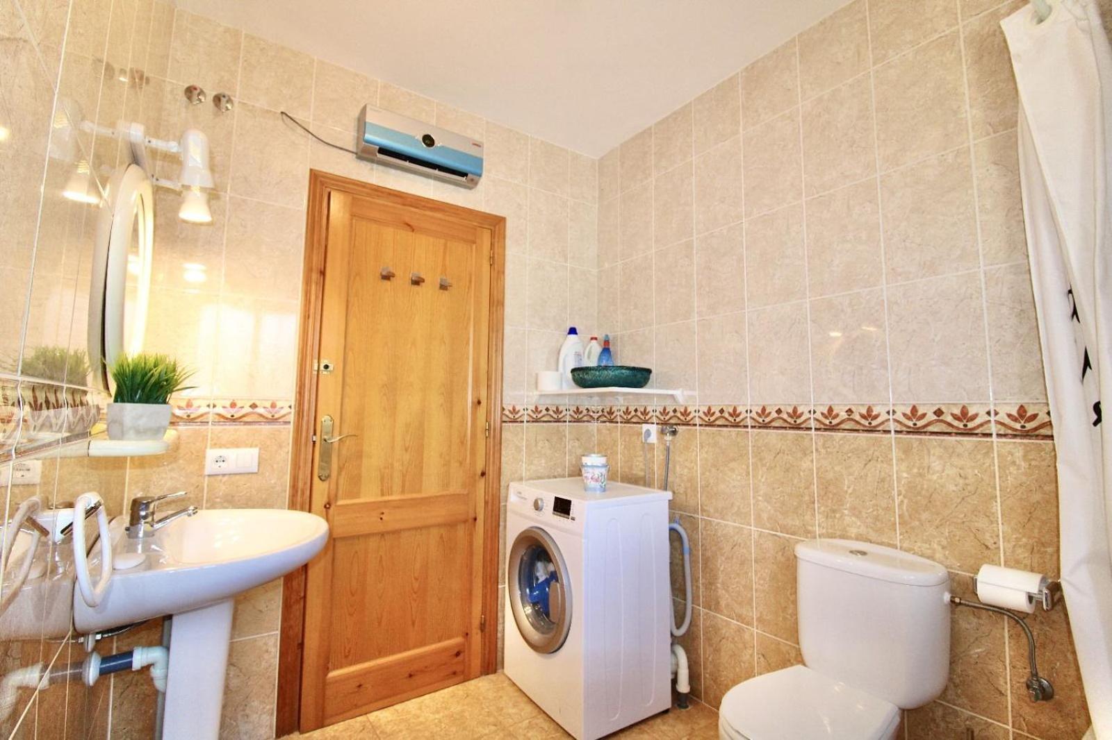 Alzines Con Piscina Privada Ac Y Wifi Villa Tarragona