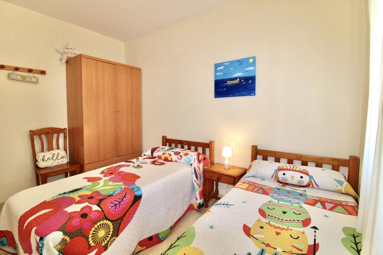 Alzines Con Piscina Privada Ac Y Wifi